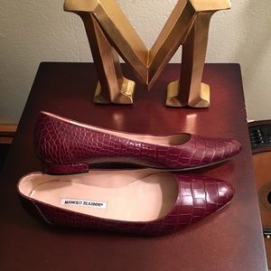 Manolo Blahnik flats
